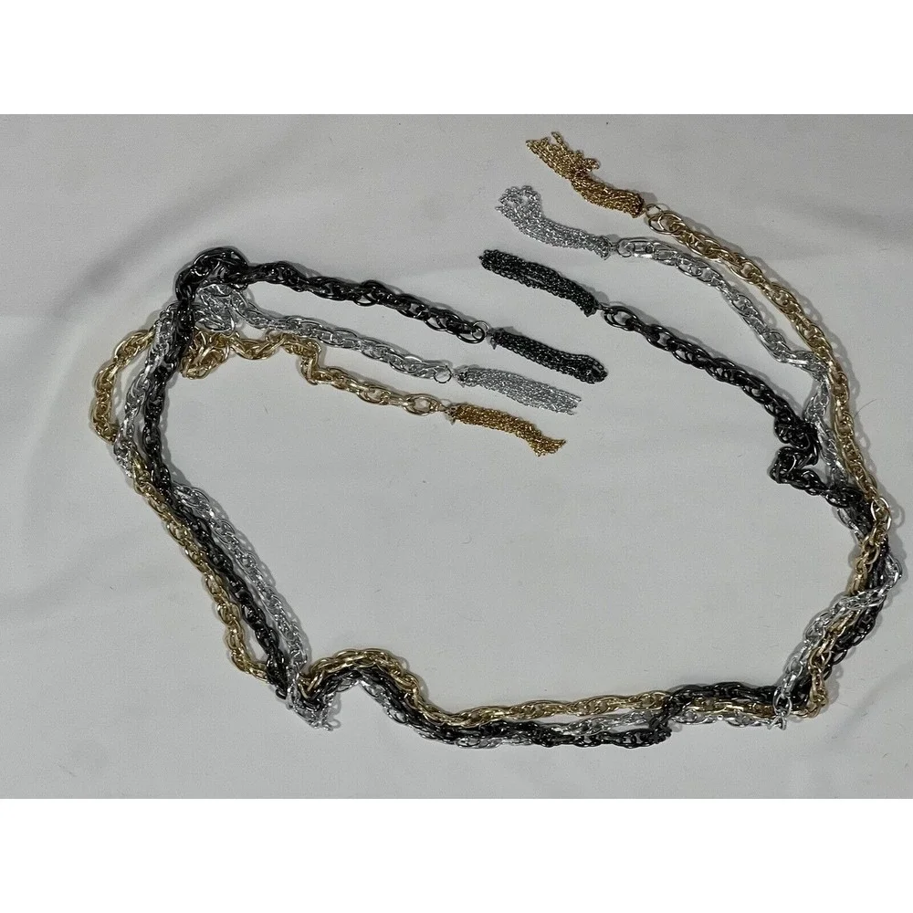 The Unbranded Brand triple chain